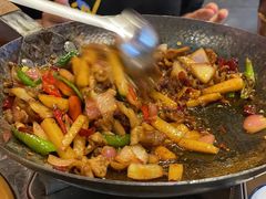 -富正毅三下锅·湘西韵味(天门山索道店)