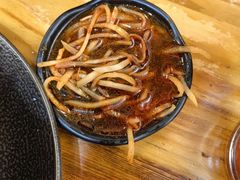 -丽虹云南过桥米线(兴工街店)