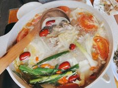 -小厨子私房菜·云南美食店