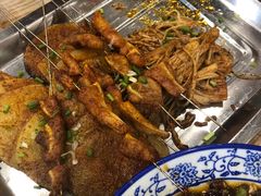 -江城燕子大排档(江汉路步行街店)