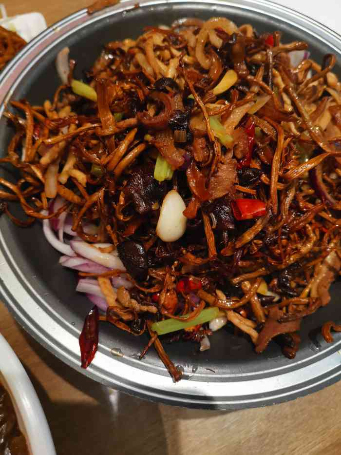 鲁阳菜馆-"鲁阳快餐是个老店了,以前上学的时候经常去.