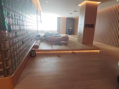-裕龙汤泉
