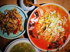 -九锅一堂酸菜鱼(新南凯德直营店)