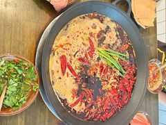 -黄潇洒老火锅(九眼桥宏济巷店)
