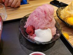 新鲜草莓棉花甜-Ice Monster冰馆·CNN评选全球十大甜品(国贸商城店)