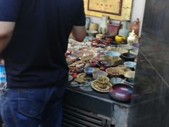 -云洲古玩城(大木桥路店)
