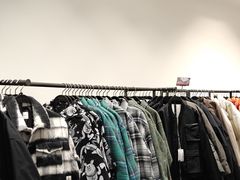 -URBAN REVIVO(上海中庚漫游城店)