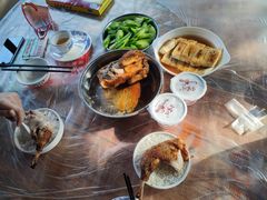 -满記土窑烧鷄波浪山莊