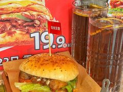 -必胜客(白石桥店)