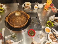 -胡须佬鸡煲四季火锅店(石厦西村直营店)