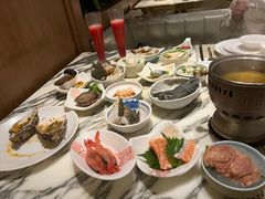 -雍和会海鲜姿造自助(湖东路店)