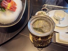 -鼎泰亨·海鲜牛肉餐厅(滨江店)