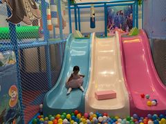 -哈曼度假酒店哈宝家庭餐厅(大东海店)