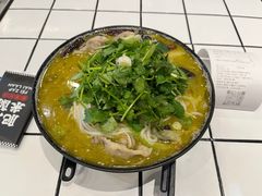 -肥汁米蘭香港米线(长宁来福士店)