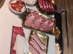 -炙城·韩式烤肉(南京东路店)