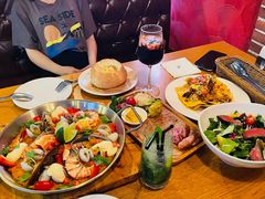 -味德西餐音乐酒吧 Wade's Bar&Grill