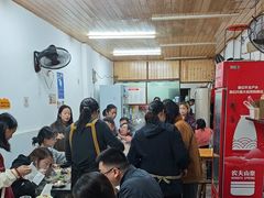 -卫卫麻辣烫(建设新村路店)