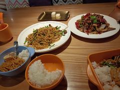 -谷丽麦馕新疆菜·清真(步步高梅溪新天地店)