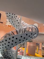 -奈尔宝家庭中心·亲子餐厅(鄞州万达店)