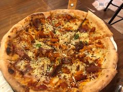 招牌狂野披萨-盘炉forenza·云贵川融合小食堂 ( 钟楼中柳巷店)
