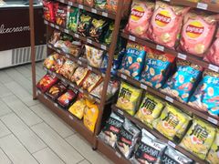 -全家便利店(东直门店)
