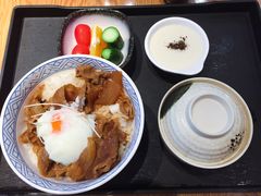 -牛気·越光米牛肉饭(水游城店)