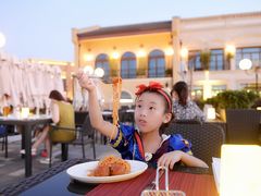 -WOLFGANG PUCK KITCHEN & BAR(迪士尼小镇店)
