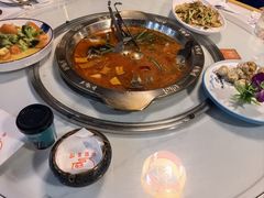 -茅台镇网红溶洞餐厅·茅帮菜馆