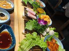 -明洞阿姨·韩式酱蟹烤肉·创意料理(三元桥店)