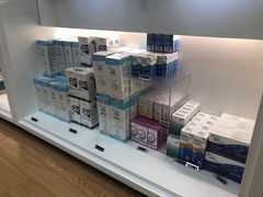 -优视觉视光中心•青少年近视防控(新世界中心写字楼店)