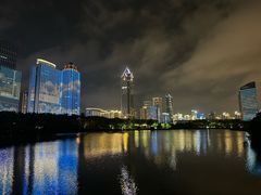 -万绿园