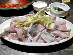 精品胖鱼头-大鱼山房鱼头火锅(老字号品质店)