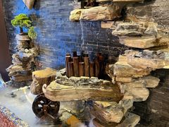 -亿江南新概念融合美食餐厅(管仲老街店)