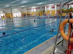 -极动室内恒温游泳馆