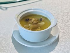 浓汤花胶鸡汤-维园悦谱·海派家常菜(乌鲁木齐南路店)