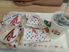 -麦加美汉堡(北大学城店)