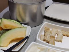 -海底捞火锅(新松江路店)