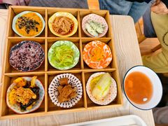 -轻蔬不用等·素食(江苏路店)
