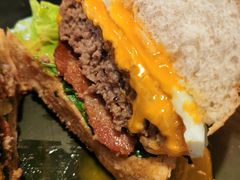 -HIGH FIVE哈福手工汉堡(桂林路店)