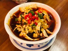 -炉小二铜锅牛蛙•川湘菜(三里屯店)
