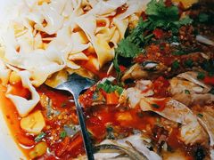 -坛宗剁椒鱼头(河西王府井店)