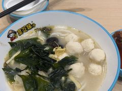 -灵芝妹子海鲜米线(凯德和平广场店)