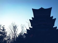 -定都峰