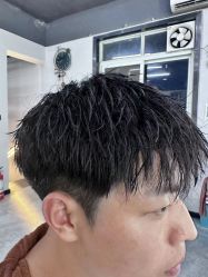 -VV盛妆Hair烫染造型沙龙