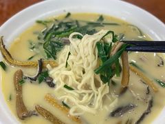 -三百碗宝应长鱼面(板仓街店)