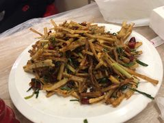 -桂萍特色牛筋牛杂(长堤街总店)