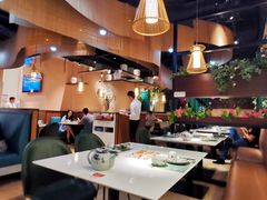 大堂-原味田园·客家菜·土窑鸡(中航城君尚购物中心店)