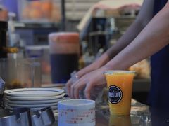 -The open life(万象城店)