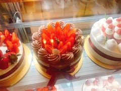 -花花卷卷·鲜食蛋糕(静安久光百货店)