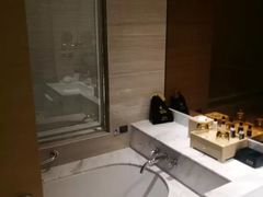 -上海中航虹桥机场泊悦酒店